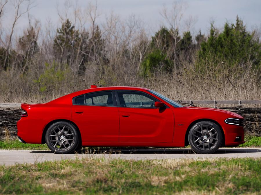  Dodge Charger R/T 2015 года  (фото 7 из 61)